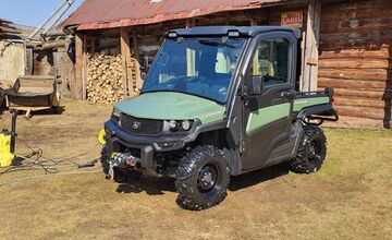 FOTO: Zmizol zeleno-čierny John Deer. Majiteľ žiada pomoc, sľubuje odmenu