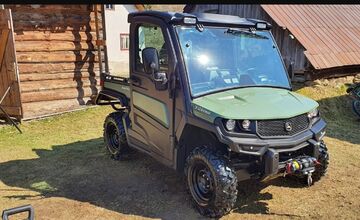 FOTO: Zmizol zeleno-čierny John Deer. Majiteľ žiada pomoc, sľubuje odmenu