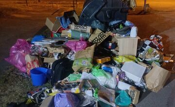 FOTO: Obrovská nálož odpadkov pri internátoch v Prešov