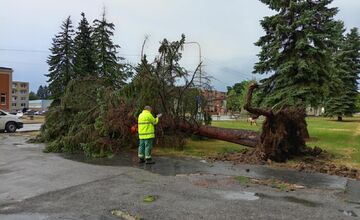 FOTO: Po supercele zostali v Prešovskom kraji obrovské škody. 