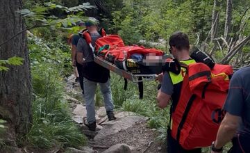 FOTO: Horskí záchranári boli počas víkendu v pohotovosti, zasahovali vo viacerých oblastiach Tatier