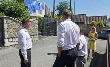 FOTO: Po víchrici Kračúnovce dostali 7 605 €, ďalším obciam tisíce od PSK