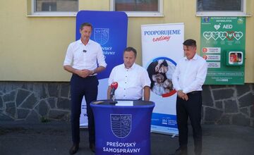 FOTO: Po víchrici Kračúnovce dostali 7 605 €, ďalším obciam tisíce od PSK