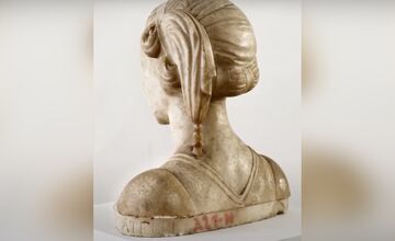 FOTO: Donatellovu bustu na Slovensku starostlivo preskúmal taliansky odborník