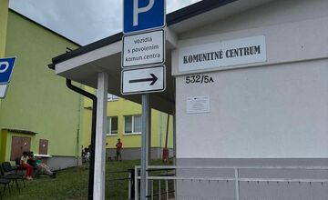 FOTO: Zhoreli im domy, deťom chýbajú topánky, plienky a Sunar