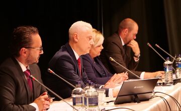 FOTO: Mestskí poslanci reagovali na spor, ktorý zasiahol celé sídlisko Juh