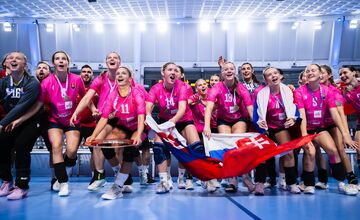 FOTO: Historický úspech hádzanárskej reprezentácie: Hádzanárske zlaté dievčatá píšu históriu, Slovensko má zlato z ME 