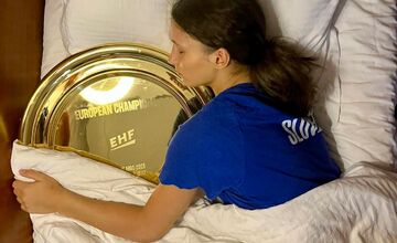 FOTO: Historický úspech hádzanárskej reprezentácie: Hádzanárske zlaté dievčatá píšu históriu, Slovensko má zlato z ME 