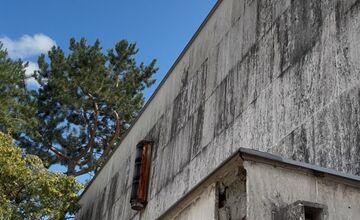 FOTO: V Prešove sa začína s rekonštrukciou domu smútku za viac ako 800-tisíc eur