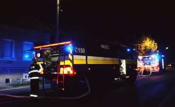 FOTO: Hasiči v Hranovnici zachránili majetok za 230-tisíc, škody sú veľké