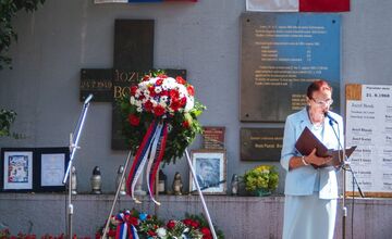 FOTO: Poprad spomínal na inváziu 1968, politici chýbali