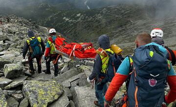 FOTO: Horskí záchranári z Vysokých Tatier boli opäť v pohotovosti, zasahovali na viacerých miestach