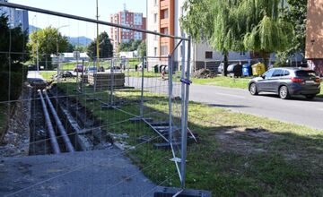 FOTO: Humenné bez dodávok tepla. 12-dňová odstávka kvôli výmene potrubí