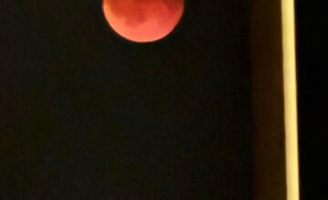 FOTO: Krvavý supermesiac zachytili aj v Prešovskom kraji