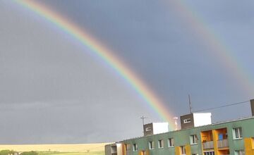FOTO: Nad Kežmarkom sa po búrke ukázali nádherné dúhy