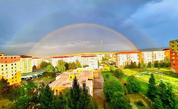 FOTO: Nad Kežmarkom sa po búrke ukázali nádherné dúhy