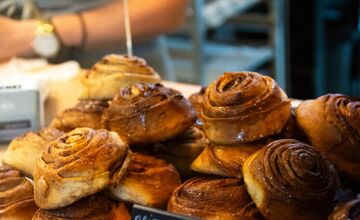 FOTO: Pečivo sa míňa bleskovo, zákazníci sa rozdelili na dva tábory