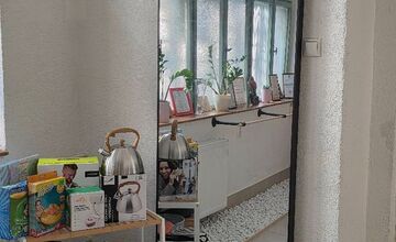 FOTO:  Na Floriánovej v Prešove sa po krátkej odmlke otvárajú dvere Charity shopu