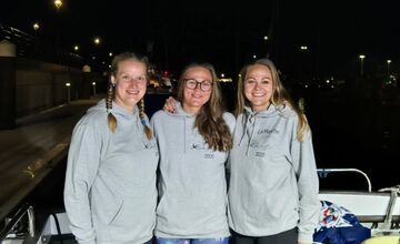 FOTO: Humenčanka Alina preplávala Lamanšský prieliv za rekordný čas