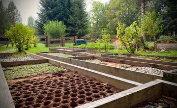 FOTO: Botanická záhrada uzavrela sezónu, návštevníci si odniesli aj rastliny