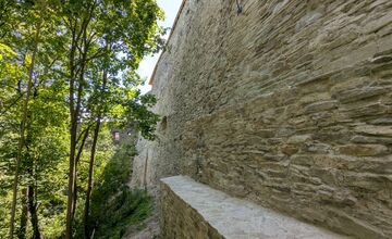 FOTO: Hrad Ľubovňa má novú tvár a objavené kasárne z 18. storočia