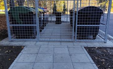 FOTO: Nové uzamykateľné stojisko nájdete na ďalšej prešovskej ulici