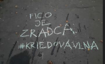 FOTO: Novembrová kriedová revolúcia