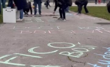 FOTO: Novembrová kriedová revolúcia