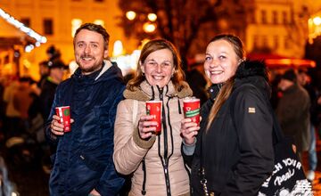 FOTO: Vianočné trhy v Prešove. Sviatočná atmosféra, no vysoké ceny?