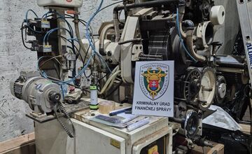 FOTO: Akcia Šarišan. továreň vyrábala milióny cigariet denne, škody v miliónoch