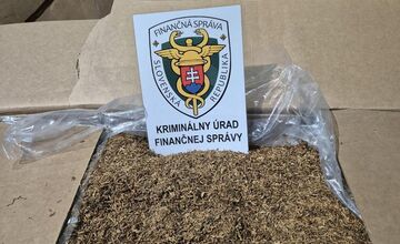 FOTO: Akcia Šarišan. továreň vyrábala milióny cigariet denne, škody v miliónoch