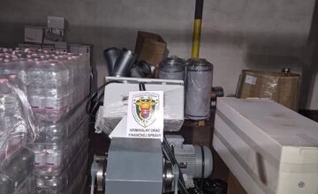 FOTO: Akcia Šarišan. továreň vyrábala milióny cigariet denne, škody v miliónoch