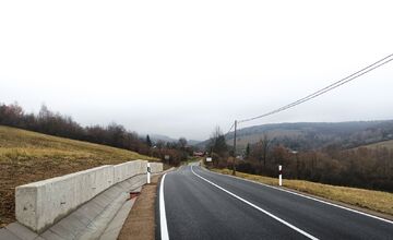 FOTO: Stabilizácia zosuvu za 575 000 eur vo Svidničke hotová