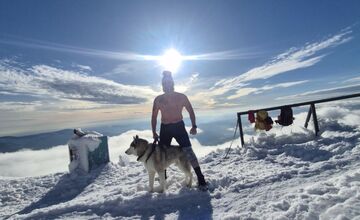 FOTO: FOTO: Záber z hôr ohromil Slovákov, svätožiara a krídla z oblakoch