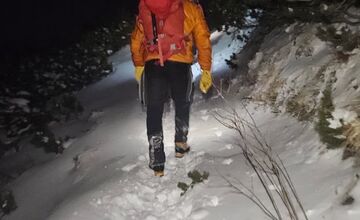 FOTO: Český turista sa v Tatrách poškymkol a zranil. Uviazol v snehu