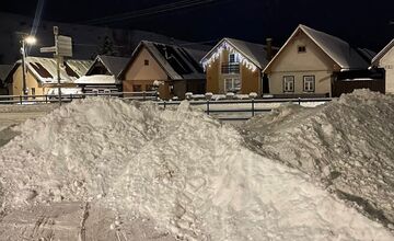 FOTO: Východ Slovenska zasiahla snehová nádielka