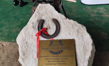 FOTO:  V Prešove sa začalo s obnovou Národného jazdeckého tréningového centra