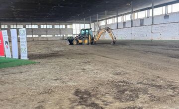 FOTO:  V Prešove sa začalo s obnovou Národného jazdeckého tréningového centra