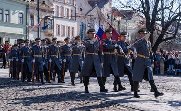 FOTO: Na Hlavnej v Prešove vojaci zložili prísahu