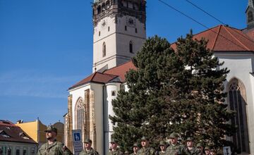 FOTO: Na Hlavnej v Prešove vojaci zložili prísahu