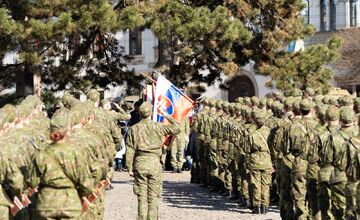 FOTO: Na Hlavnej v Prešove vojaci zložili prísahu