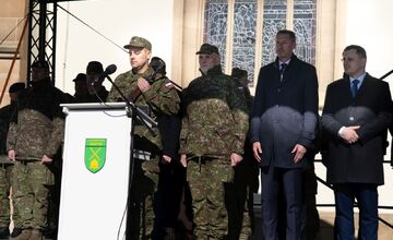 FOTO: Na Hlavnej v Prešove vojaci zložili prísahu