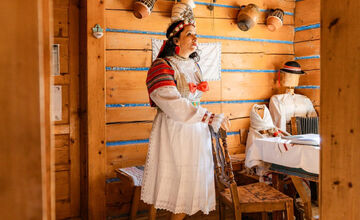 FOTO: Slovenskí politici sa radi obliekajú tradične, nie vždy to dopadne dobre