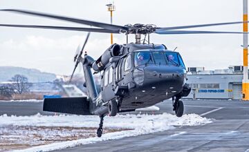 FOTO: Niekoľko týždňov lietali nad hlavami Popradčanov Black Hawky