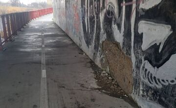 FOTO: Most na Levočskej sa podľa ľudí po 6 rokoch začína rozpadať