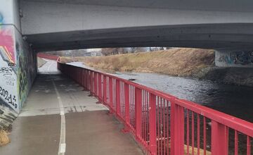 FOTO: Most na Levočskej sa podľa ľudí po 6 rokoch začína rozpadať