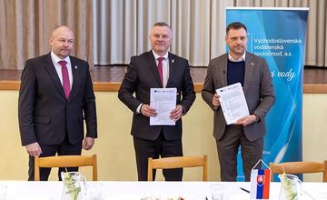 FOTO: Veľká investícia. Kanalizácia a ČOV za 14 miliónov €