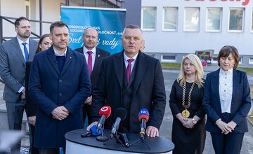 FOTO: Veľká investícia. Kanalizácia a ČOV za 14 miliónov €