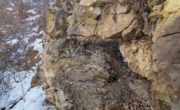 FOTO: Ladomirov stojí na sopke. Ukrýva legendu o diablovi