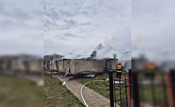 FOTO: Smutná správa po požiari pri Prešove. V nemocnici zomrelo 2-ročné dievčatko